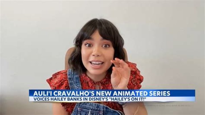 Auli’i Cravalho (Voice Actress) Wiki, Bio, Age, Height, Weight, Boyfriend, Sexuality, Career, Net Worth, Facts