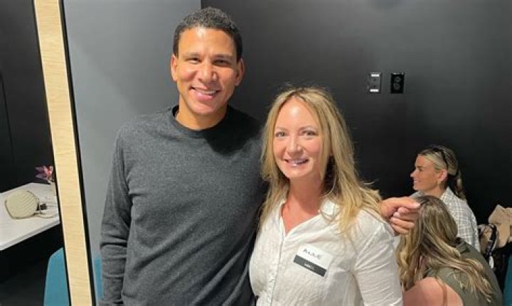Benis Reffkin Age Net Worth & Instagram Bio: Robert Reffkin Wife