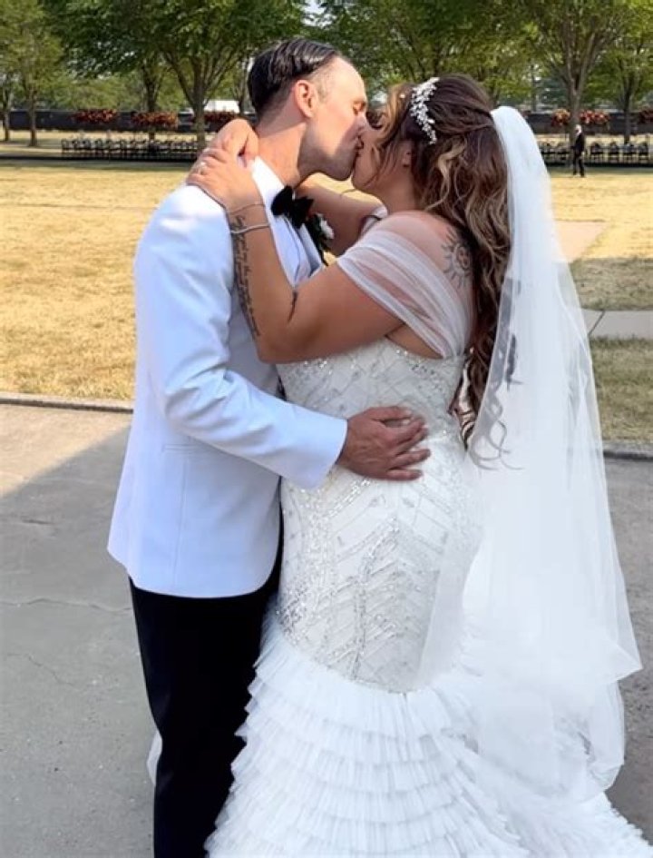 Brittany Bade: Age, Wiki Biography, Husband Instagram: Is She Married?