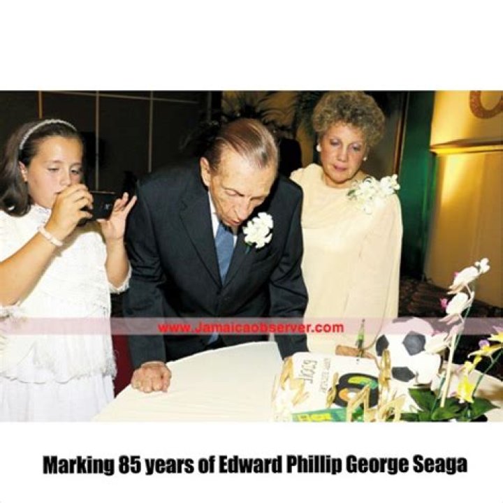Edward Seaga Wiki, Bio, Age, Wife, Kids, Cause of Death, Net Worth, Family, Parents, Cancer, Obituary, Funeral, Nationality and Ethnicity