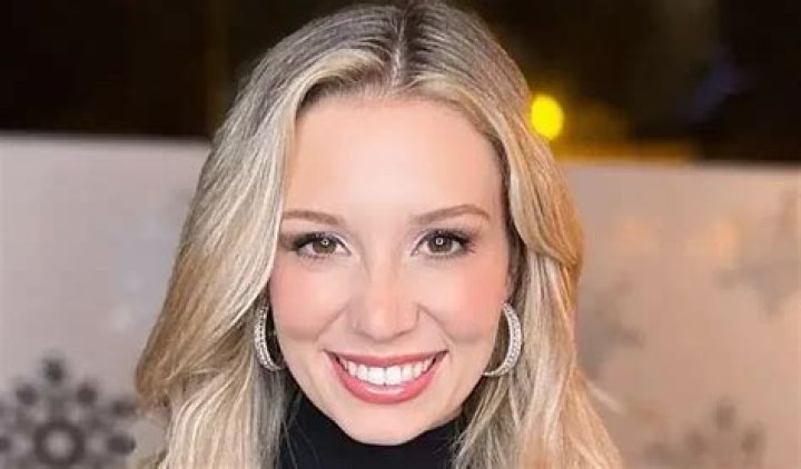 Hunter Haag (Bachelor) Wiki, Age, Boyfriend, Disney, Instagram, Human resource specialist, Linkedin, Charlotte, North Carolina