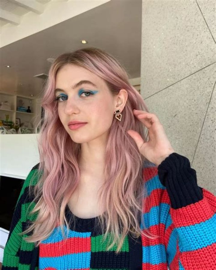 Is Olivia Welch Gay? Olivia Scott Welch Sexuality Explored