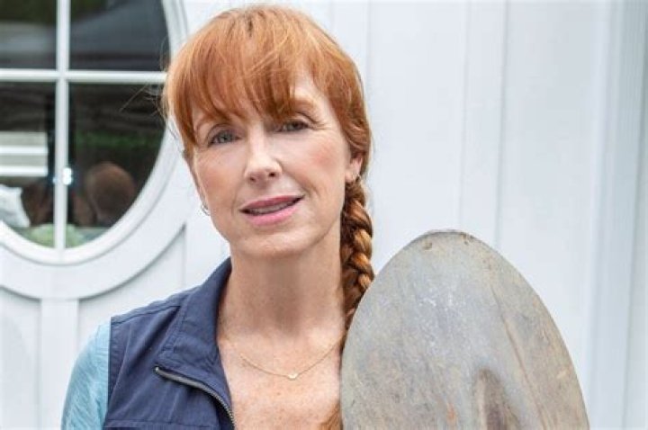 Karen Laine Biography; Net Worth, Age, Height, Tattoo, Illness, Movies And Family