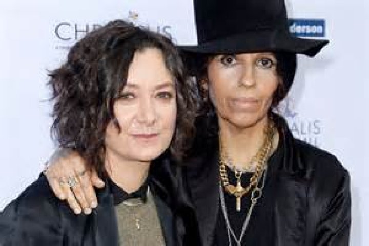 Linda Perry: Wife, net worth, tattoos, smoking & body measurements
