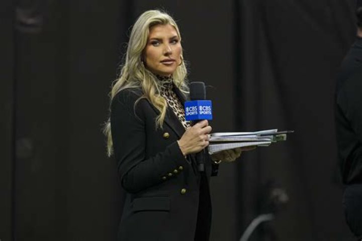 Melanie Collins Of CBS – Bio, Is She Married, Her Husband Or Boyfriend And Career Facts