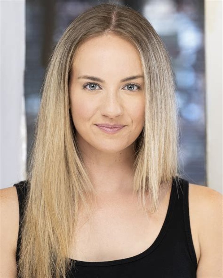 Naomi Hewer