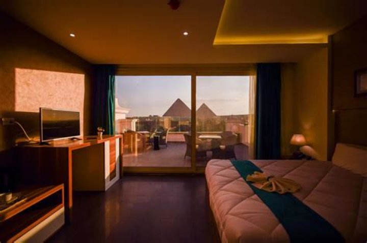 Pyramids Eyes Hotel, Al Jizah, Egypt