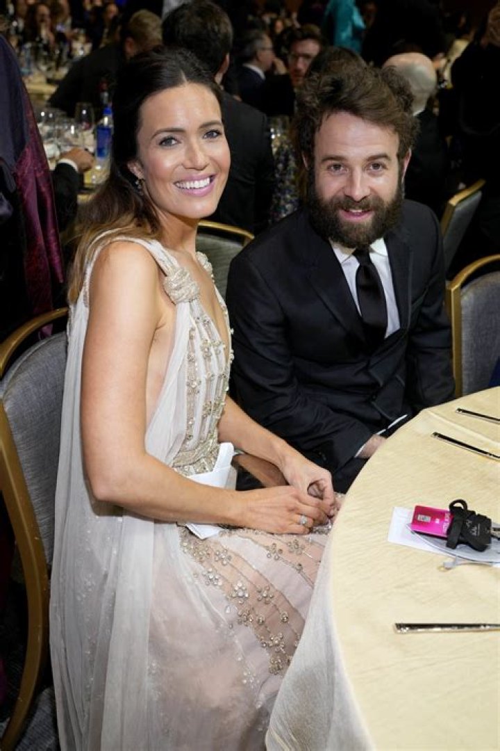 Taylor Goldsmith Bio, Age, Mandy Moore, Dawes, Net Worth