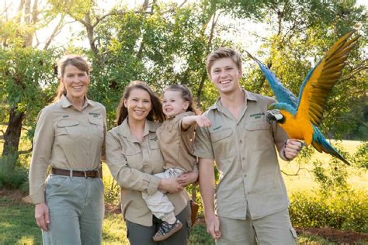 Terri Irwin Biography, Age, Family, Steve Irwin Death, Children, Australia Zoo and Net Worth.
