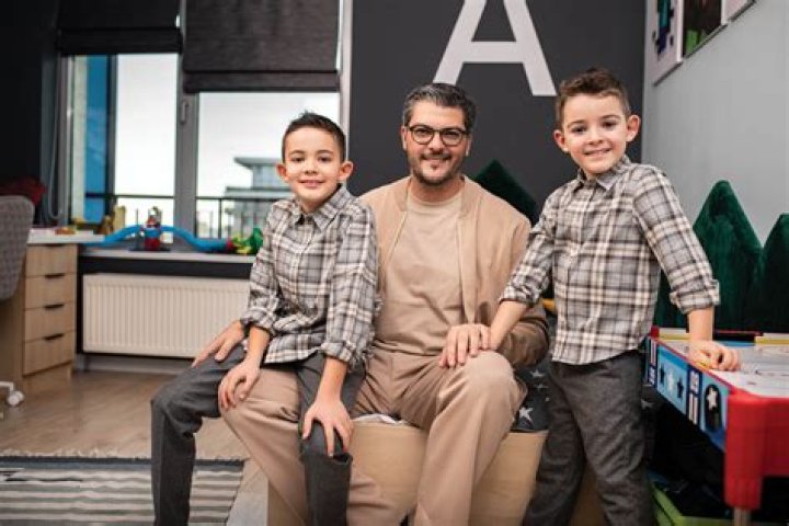 Who Are Mihai Pascu And Miruma Pascu Vlad Pascu Parinti (Parents)? Family