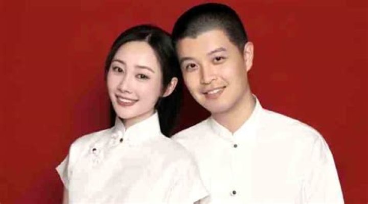 Who Is In Gee Chun Husband- Is She Married? Relationship & Dating Life
